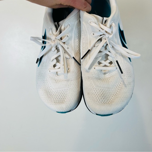 Altra ESCALANTE 2.5 Running Shoes White 10.5 - Picture 4 of 8